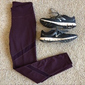 NWOT Old Navy MidRise Compression Workout Leggings